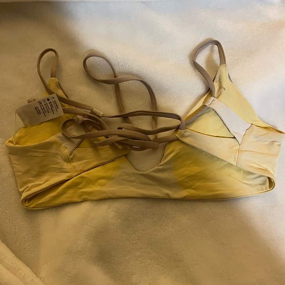 L★Space Stripe Bikini Top💛 - Picture 3 of 5